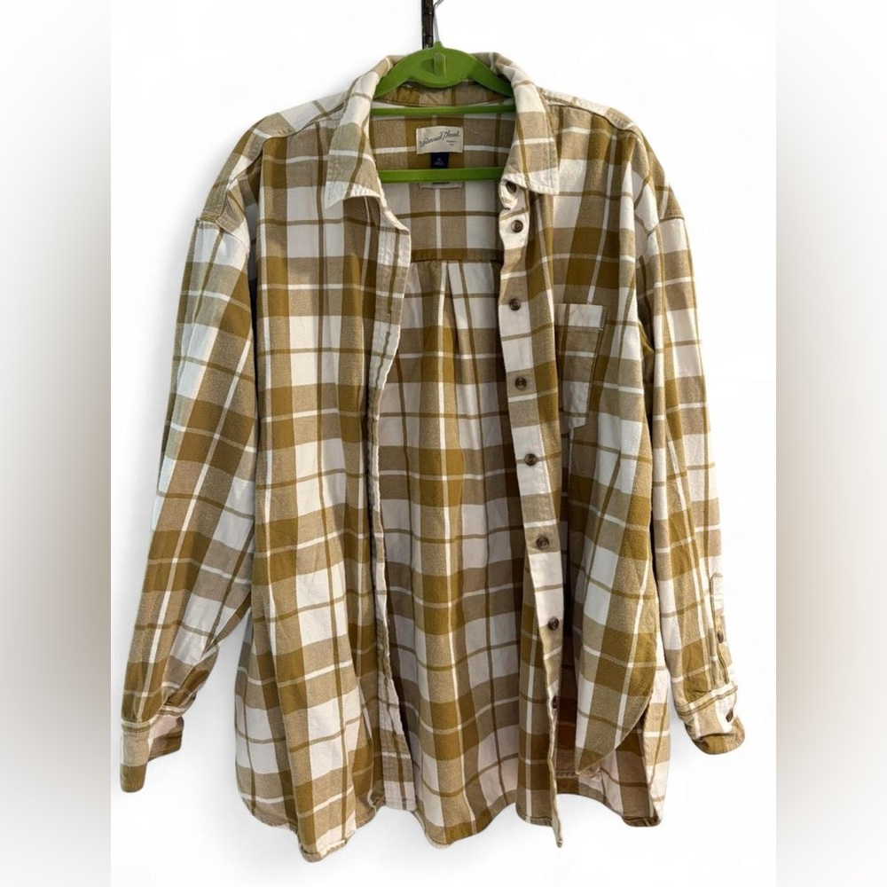 Universal Thread Tan and White Plaid Shirt XL